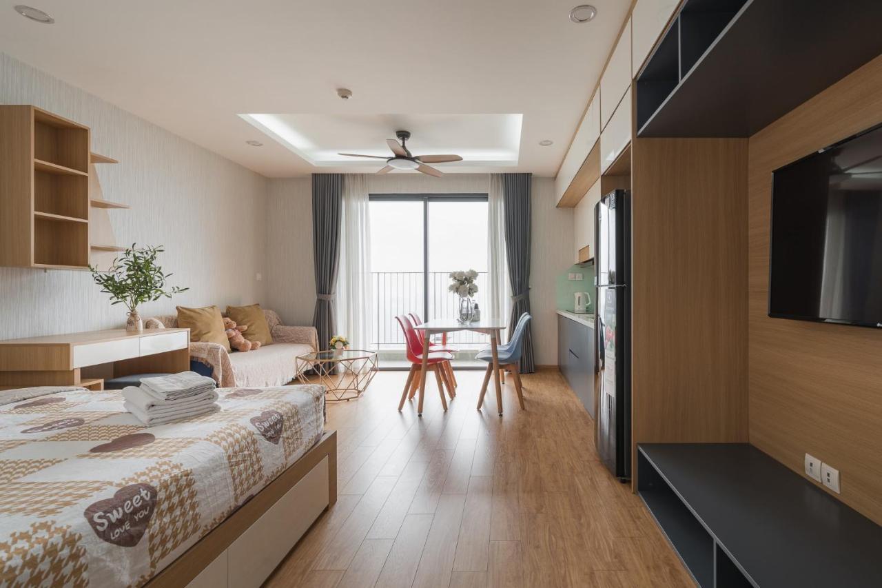Nk#homestay#dcapital#119tranduyhung#studio#c5 Căn hộ *